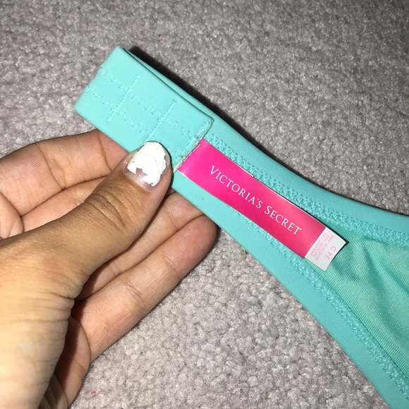 Bathing suit tops - Picture 8 of 8